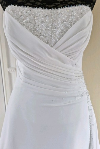 Wedding dress, White, Strapless with Lace Up Back, Size 14, Good Condition. - Picture 2 of 18