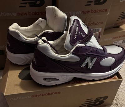 NEW BALANCE ABZORB  - 498 / M498PS - Purple - Men's Size D   **NEW OLD STOCK**