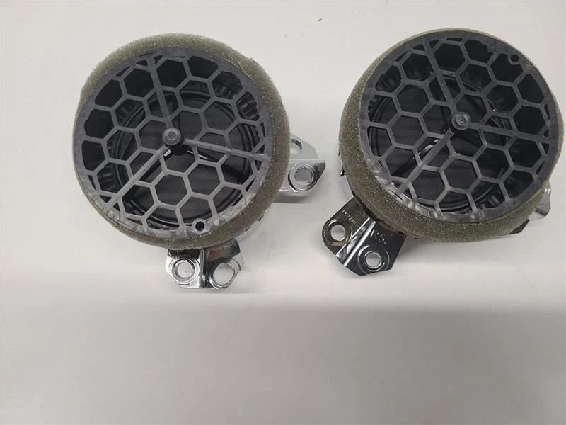 2009 2010 JEEP COMPASS RH LH DASH VENTS X2 BLACK - Image 3 of 4