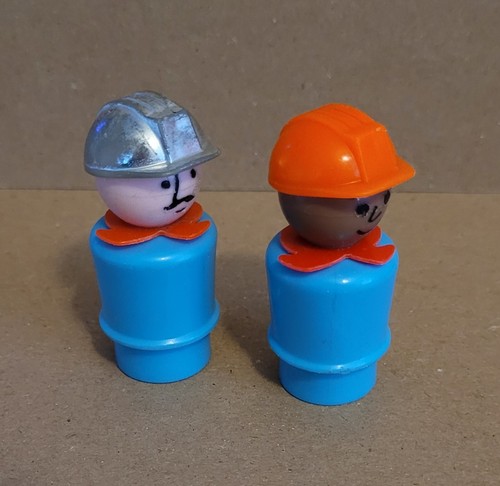 FISHER PRICE Vintage LITTLE PEOPLE Play Family TWO Hard Hat CONSTRUCTION WORKERS - Picture 3 of 5