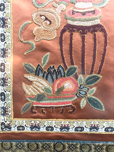 Jarrones y flores bordados sobre seda para decorador japonés enmarcado - Imagen 10 de 12