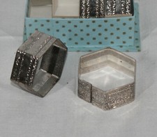 VINTAGE SILVER TONE  HEXAGON SHAPED SET OF 4 NAPKIN RINGS NEW IN BOX