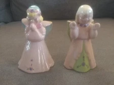 2 Angel Figurine Kay Finch California Pottery Pink Blue Green Praying Angels