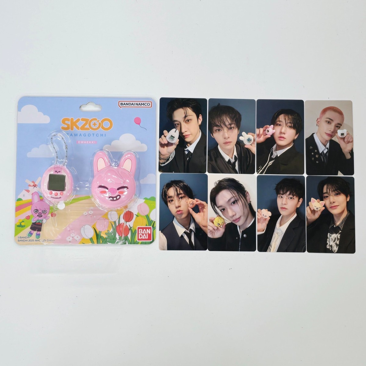 SKZOO TAMAGOTCHI & ケースセット　DWAEKKI Stray Kids Skzoo Tamagotchi & Case Set DWAEKKI Changbin