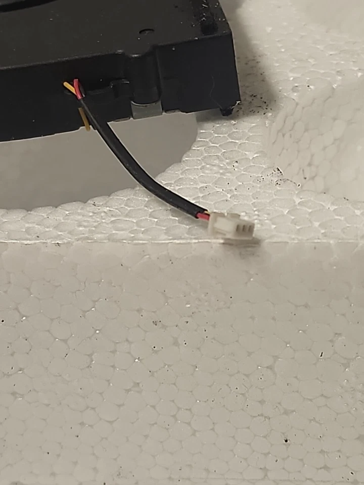 Delta Model KSB06105HA DC Brushless Fan For Laptop Cooling DC 5v 0.40a 👍 - Image 3 of 3