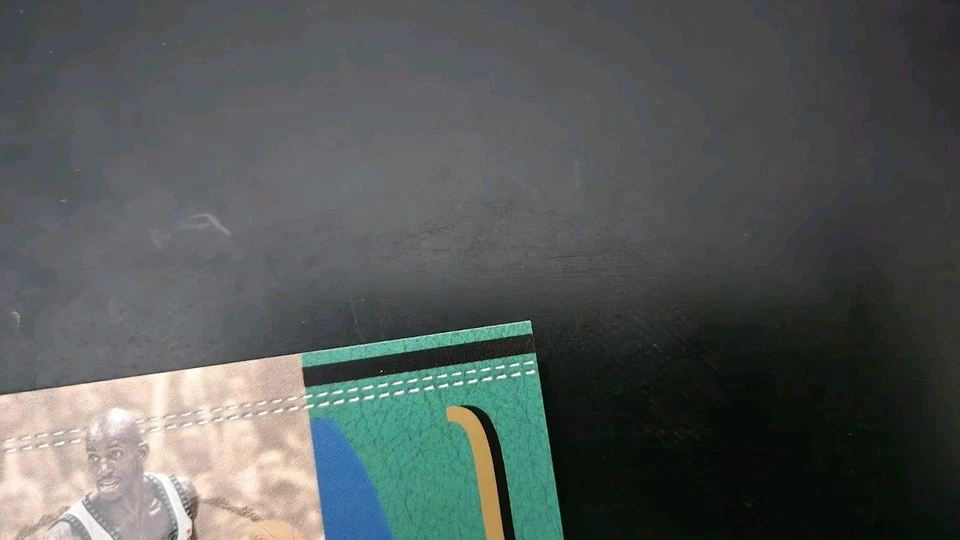 2004-05 KEVIN GARNETT FLEER THROWBACKS NOSTALGIA GOLD SP INSERT #33/95! HOF! - Image 4 of 4