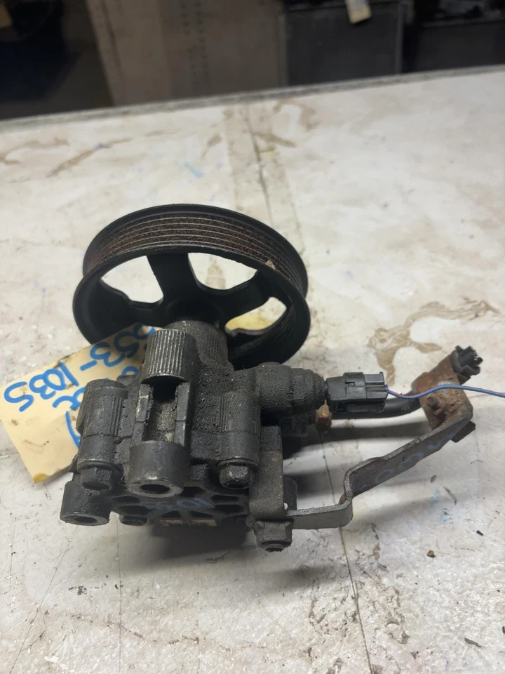 Conjunto de polea de motor bomba de dirección asistida Pontiac Vibe 2003-2008 OEM Foto 4 de 4