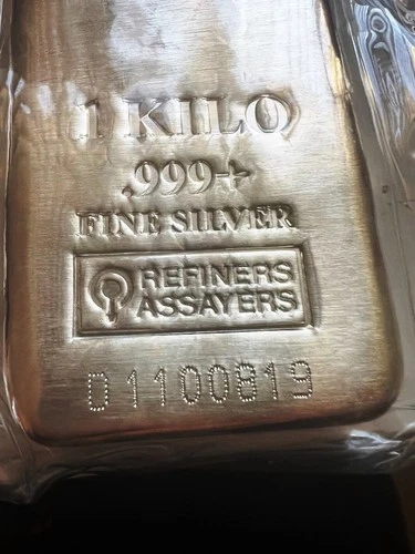 1 Kilo .999 Silver Bar Wall Street Mint Silver Bullion - 32.15 Troy Oz #A512
