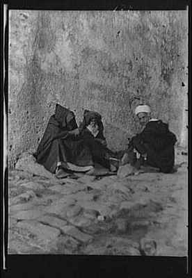 Photo:Travel views,seated,groups,men,Morocco,Arnold Genthe,1904