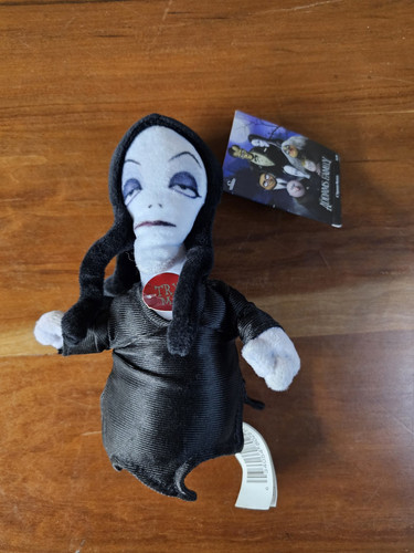 The Addams Family 6 Zoll Squeezer Morticia musikalisches Plüschtier neu mit Etikett funktioniert nicht - Bild 1 von 4