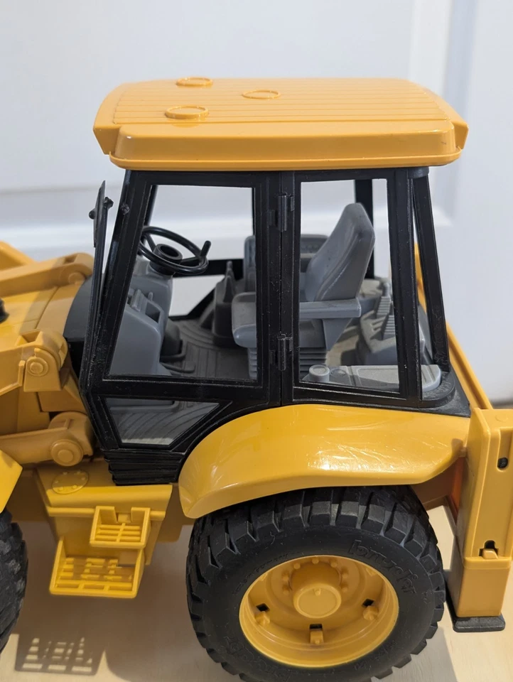 Bruder JCB 4CX Backhoe Loader Excavator Construction Vehicle - Image 3 of 4