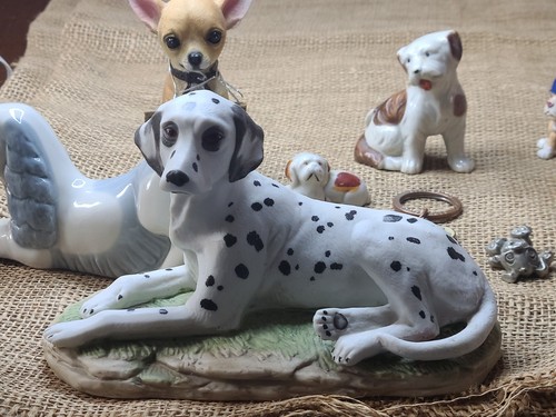 lot 14 assort dog Collec figurines VTG mixed Media Mini- Medium Size DOGS DOGS - Picture 20 of 21
