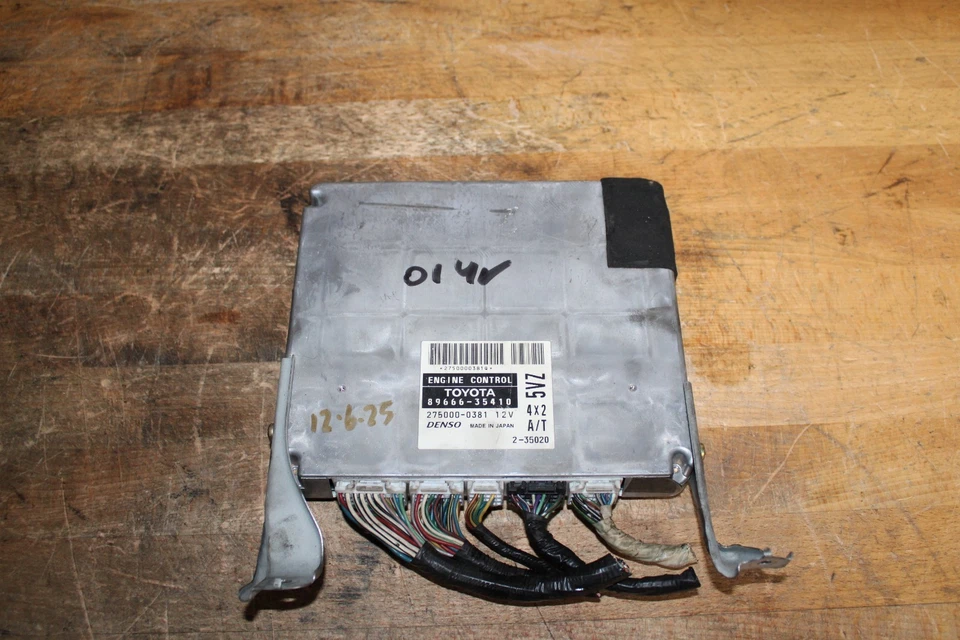 TOYOTA 4RUNNER 3.4 V6 ECM ECU 2000-2002 MÓDULO DE CONTROL DEL MOTOR 89666-35410 OEM Foto 2 de 4