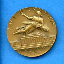 Woodrow Wilson Great Americans at NY University Medallic Art Co 1 3/4" Medal 