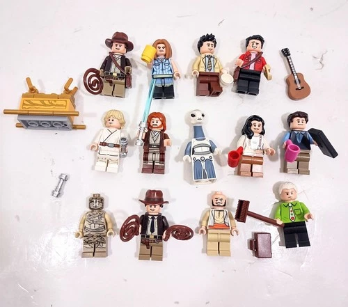 Lego Minifigure Lot Of 13 Star Wars Indiana Jones Various Figs Accessories