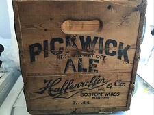 Pickwick Ale BOSTON MASS. HAFFENREFFER BEER BREWERY WOOD BOX BOTTLE CRATE c.1944