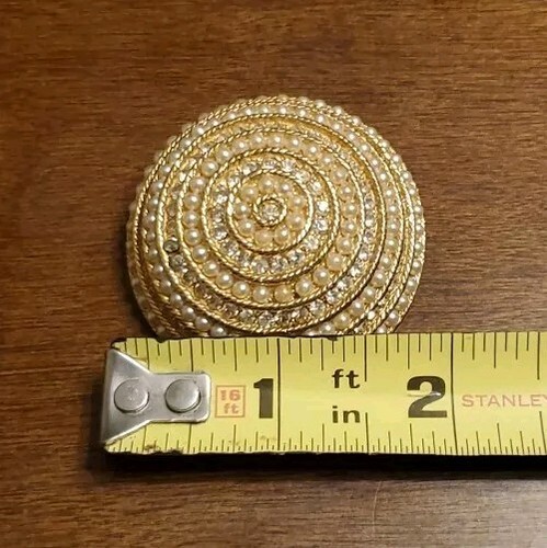 Faux Pearl and Rhinestone Pin Brooch Vintage Round Domed Gold Tone - Picture 9 of 9