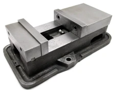 KURT ANGLOCK 5" MILLING MACHINE VISE w/ JAWS - #A50
