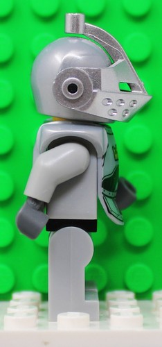 ๐ฐKate's Figs: LEGO Castle Minifigures - Kings, Knights, Crusaders, & Forestmen - Picture 236 of 316