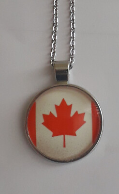 Halskette Kanada Fahne Necklace Canadian Flag Maple Leaf night-glow