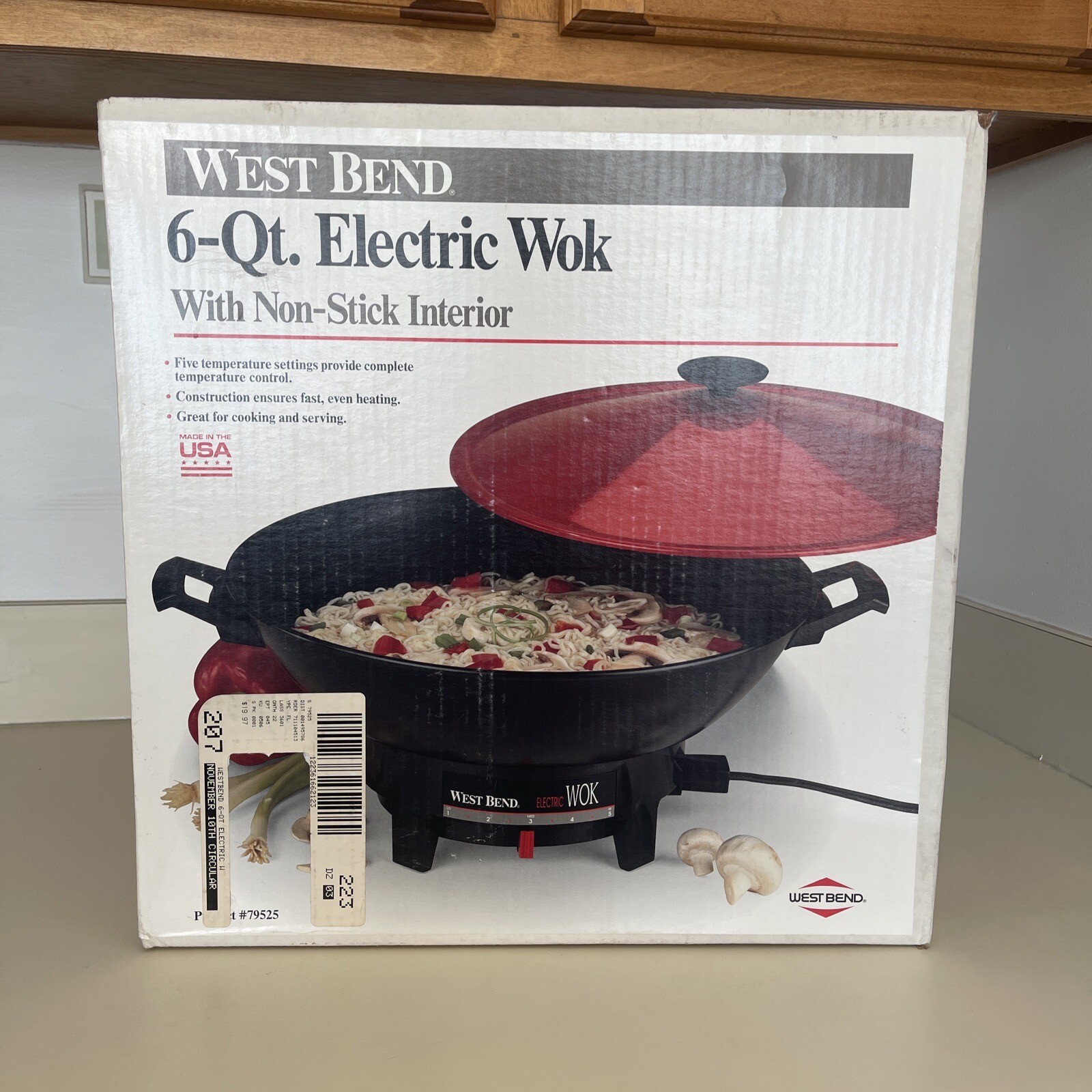 West Bend 79525 6 Quart Electric Wok Red Skillet Brand New Made In USA