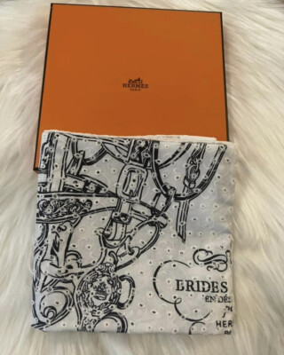 *HERMES*フリンジバンダナスカーフ 70 Brides de Gala Bandana Brides de Gala Bandana a Pois scarf 70 | Hermès USA