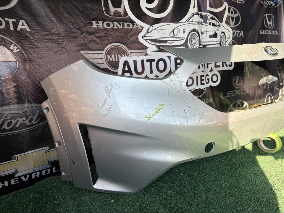 2017–2019 Kia Niro OEM Front Bumper Cover 86511G5000 - Image 2 of 4