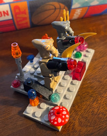 Lego Star Wars Dark Tan & Grey (2) Geonosian Minifigure 7959 sw0320.