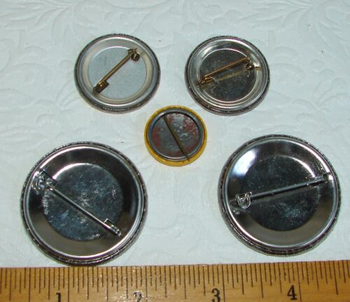 Vtg Pinback Button Lot: Peace Sign, Peace on Earth, Happy Face, Another Woman - Picture 5 of 5