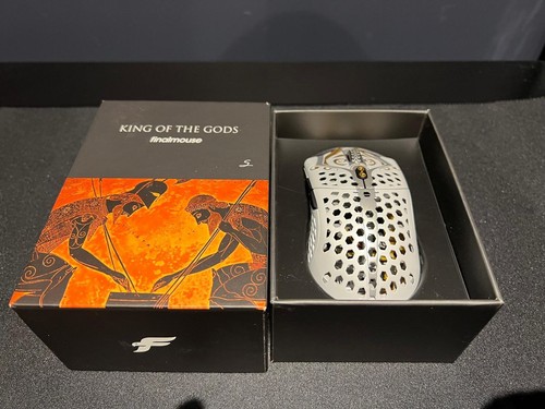 Finalmouse Starlight-12 Zeus Wireless Mouse - Small