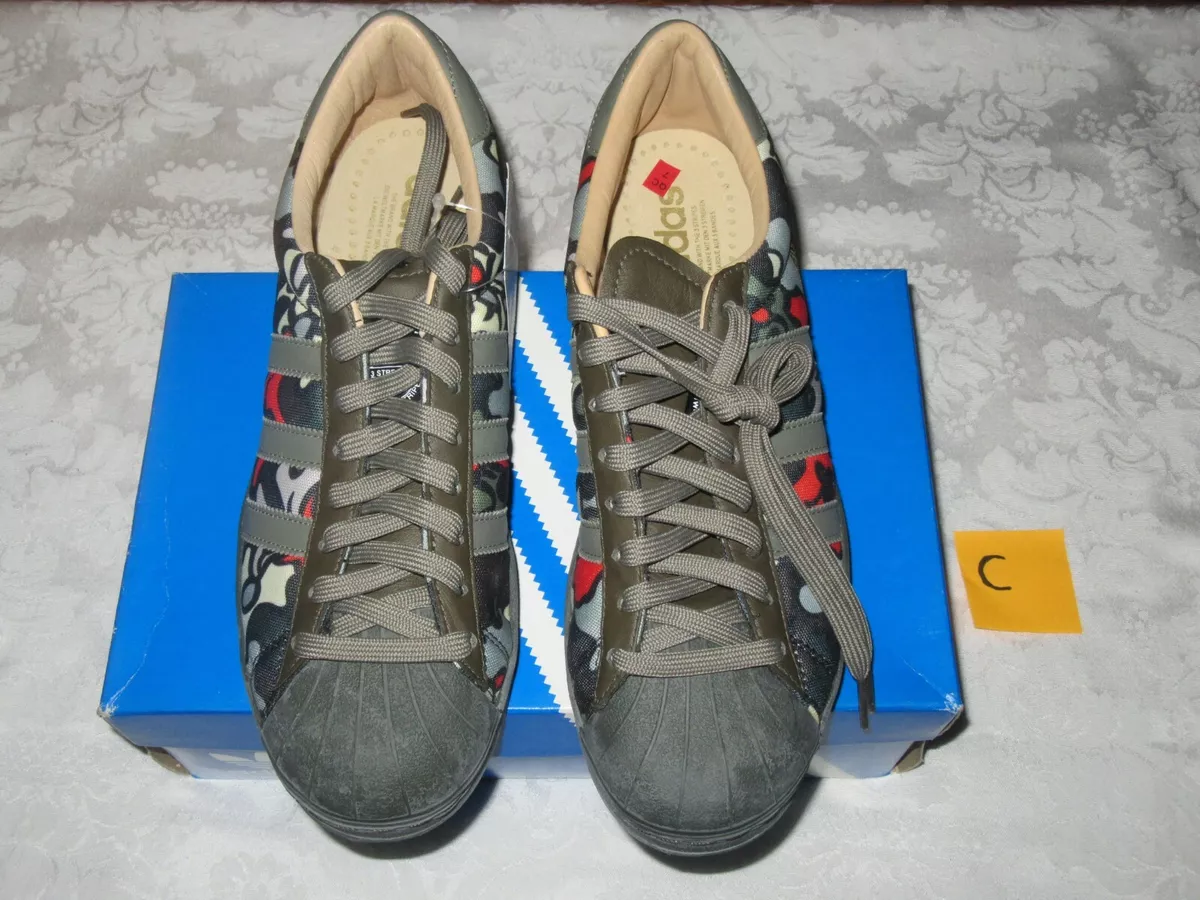 Adidas grey camo superstar top