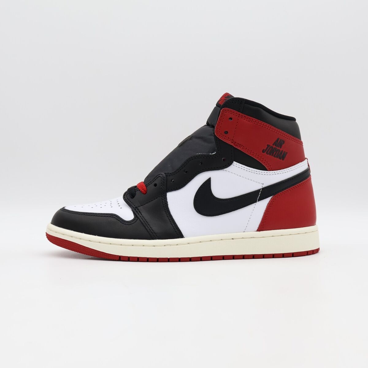 DZ5485-106 Nike Air Jordan 1 Retro High OG Black Toe DZ5485-106 Nike Air Jordan 1 Retro High OG Black Toe