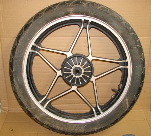 oem FRONT WHEEL RIM --------------------1983 HONDA CB550SC - Picture 2 of 5