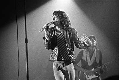 Mick Jagger the Rolling Stones seen here on stage Leicester 14th M- Old Photo 4