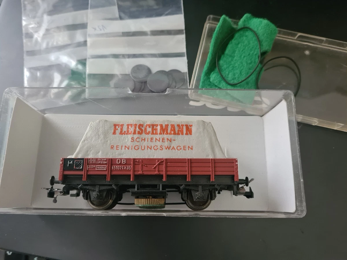 JOUEF - WAGON CITERNE / MARCHANDISE - HO - ELF SNCF SCw 574781 / TRAIN CHEMIN DE FER - Collection