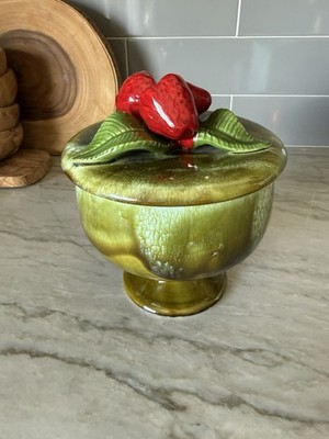 Vintage California Drip Pottery 898- Strawberry Lid