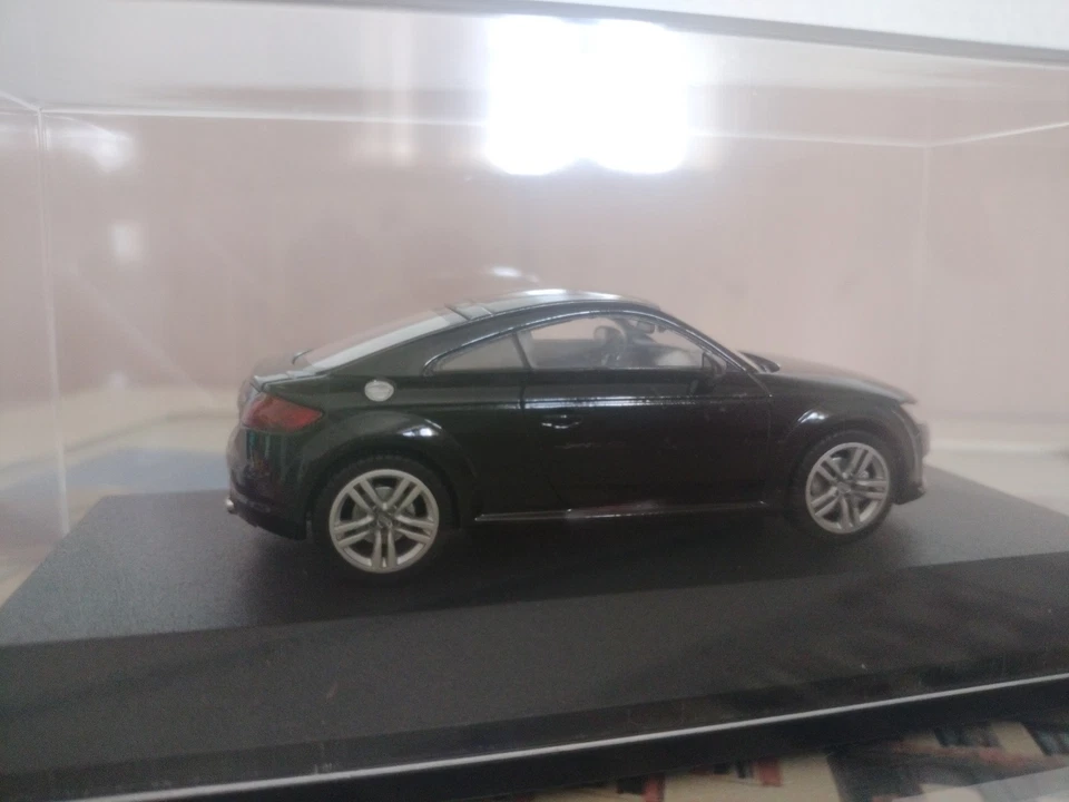 Audi TT Coupé 1/43 Nero In Teka Plastica  - Immagine 2 di 4