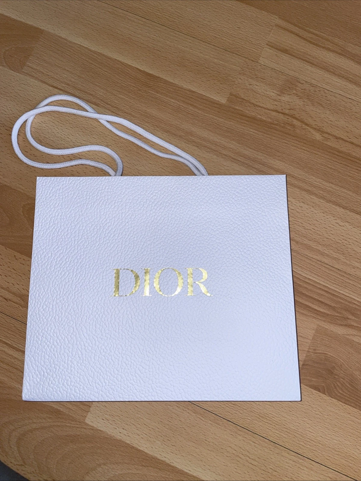 Sac cadeau DIOR blanc