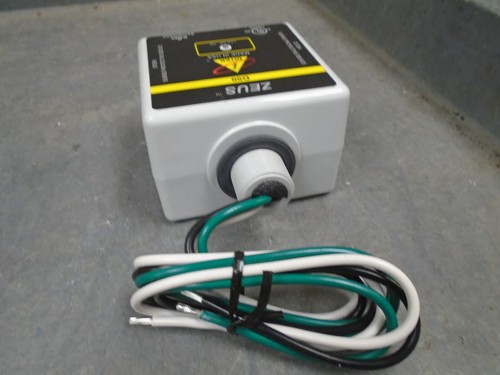 DITEK ZEUS D50-120/2401 120/240VAC Split Phase SPD Surge Protective Device - Picture 3 of 3
