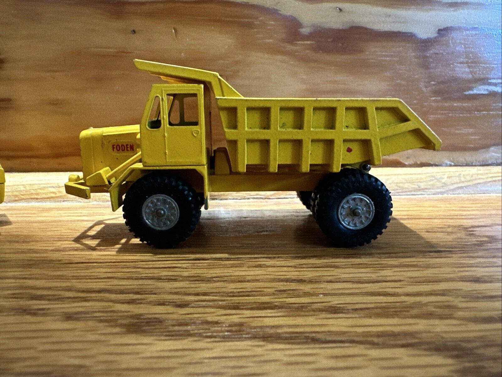 Picture 2 of 18