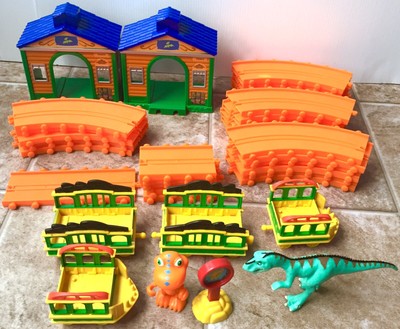 dinosaur train set