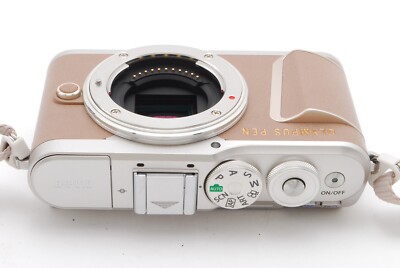 【OLYMPUS】PEN E-PL10 + 14-42mm + 40-150mm Olympus PEN System EPL10 w/ 14-42mm EZ Camera Review