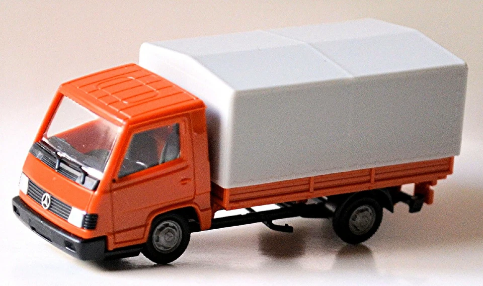 Mercedes Benz 100 D II Cassone Telone 1992-95 Rosso-Arancio 1:87 Herpa 041744 - Immagine 4 di 4