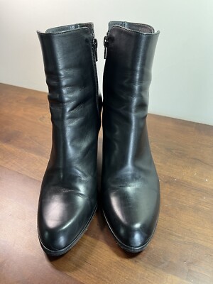 Stuart Weitzman Women's Leather Booties 8.5M Black Zip