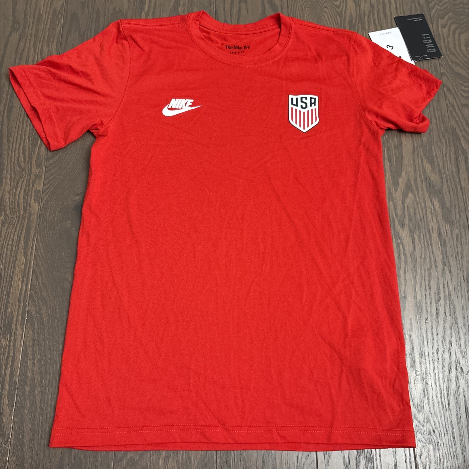 Nike USMNT Logo Tee Men Small USA NWT Soccer National Team T-Shirt Red World Cup