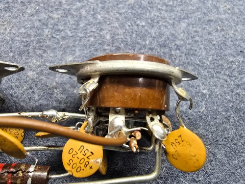 Heathkit HW-100 SSB Transceiver Part - Final Tube Sockets (2) - Picture 9 of 12