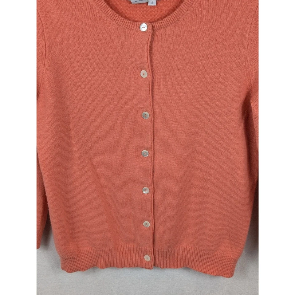 Cárdigan de cachemir vintage Saks Fifth Avenue colección folio coral pequeño para mujer Foto 3 de 4