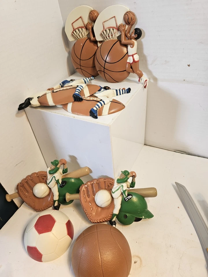 (8) Винтажный настенный декор Burwood Products Co Sports футбол баскетбол бейсбол - Изображение 2 из 4