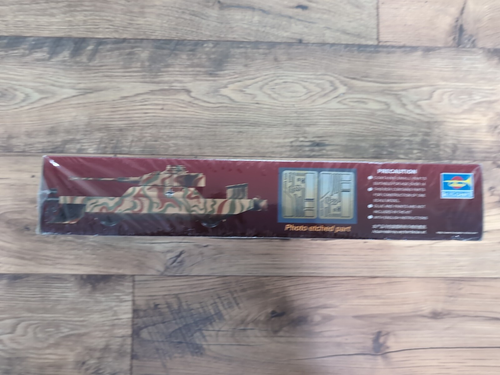 German Panzerjägerwagen Volume 1 Trumpeter Model #00368 1/35 Scale, New NIB - Picture 3 of 7