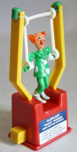 RARE VINTAGE 70'S TRICKY TRAPEZ BOZO CLOWN ACROBAT ALEPLAST GREECE GREEK NEW! - Bild 10 von 11